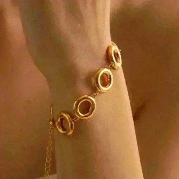 18k Gold Filled Bracelet with Little Circles - Picture 3 of 3